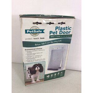 PetSafe Pet Door Dogs & Cats Small 1-15 Lbs New